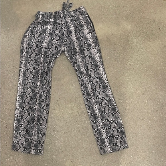 Stylish Black and Gray Snake Print Women's Straight Leg Pants - Picture 3 of 4